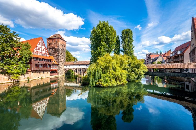 Anfang 2027 soll das neue Dormero-Hotel in Nürnberg an den Start gehen. © Sina Ettmer/Adobestock.com